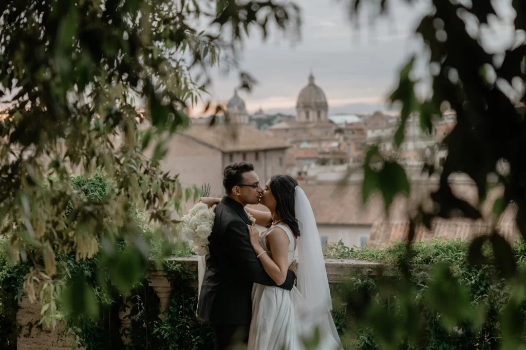 newlyweds in Rome